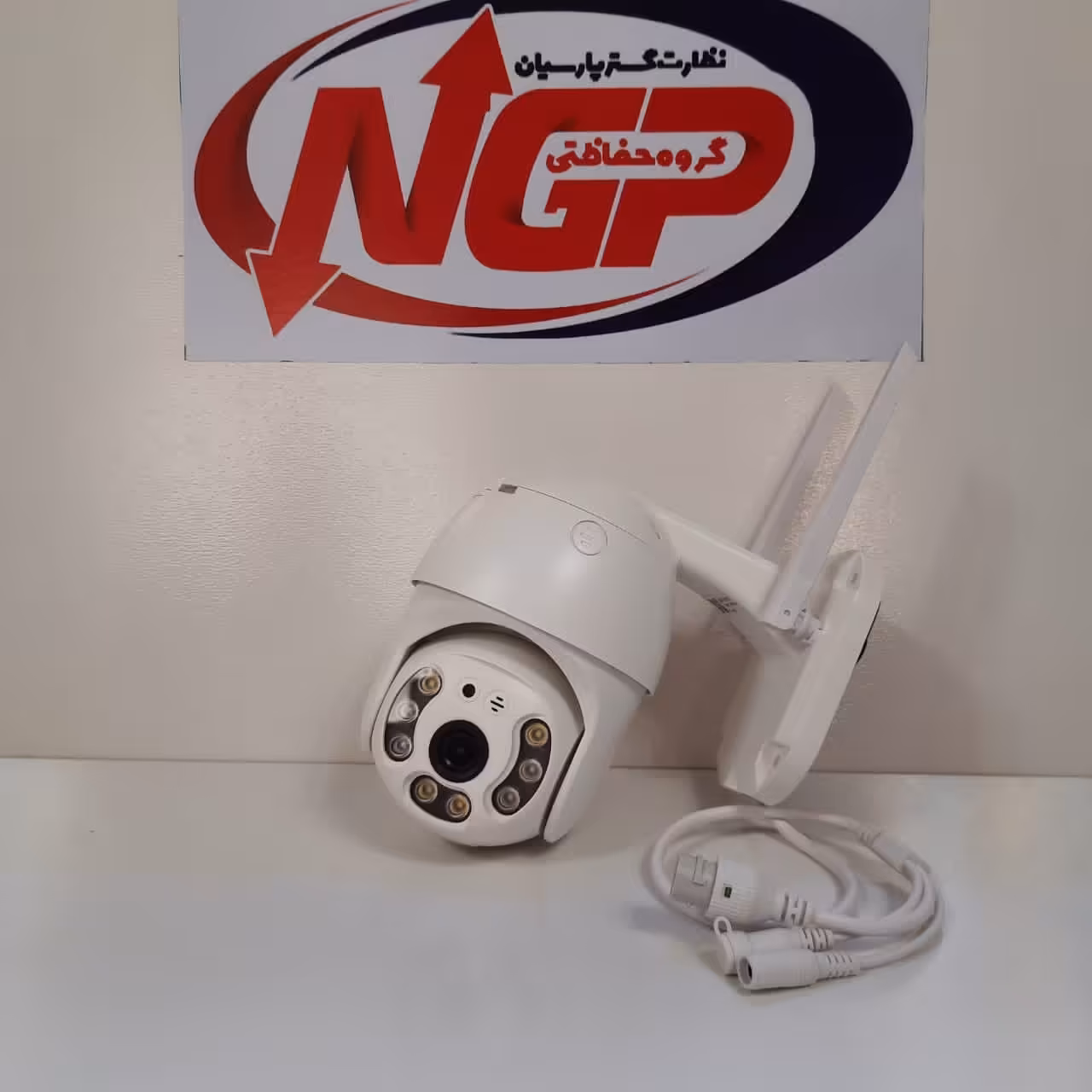 دوربین اسپیددام5مگاپیکسل چرخشی با دیددرشب رنگی و گارانتی کتبی تعویض برند هایویژن