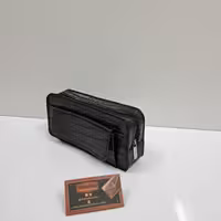 جامدادی چرم دست دوز رنگ مشکی طرح دراگون 