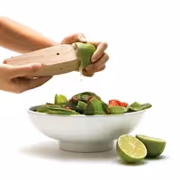 آب مرکبات گیری چوبی دوسین