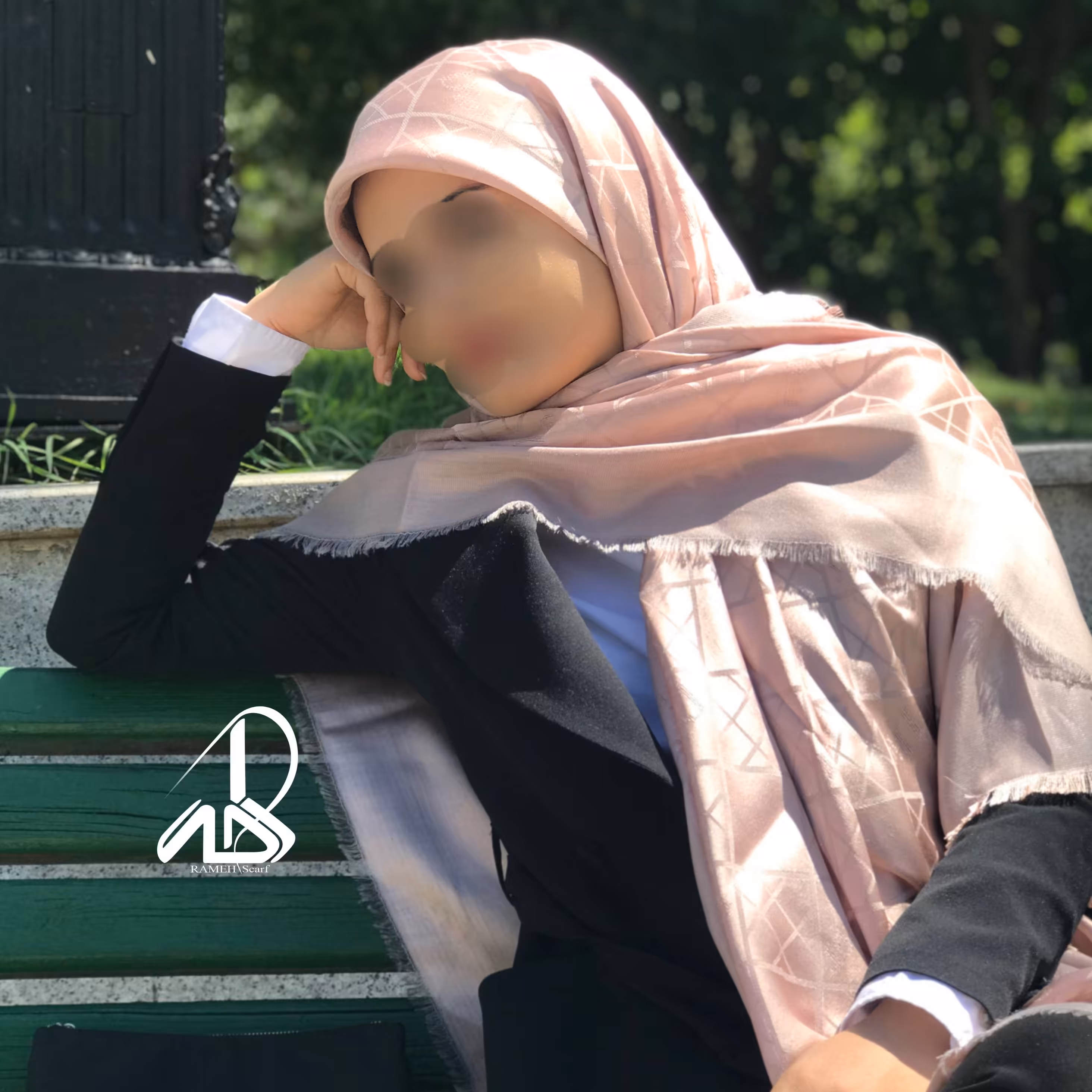 روسری نخی ژاکارد لمه دار طرح دیور خطی رنگ صورتی صدفی وارداتی روسری لمه روسری ژاکارد روسری دیورخطی روسری مجلسی