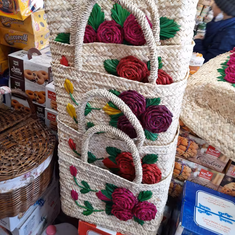 زنبیل حصیری قالبی سه گل