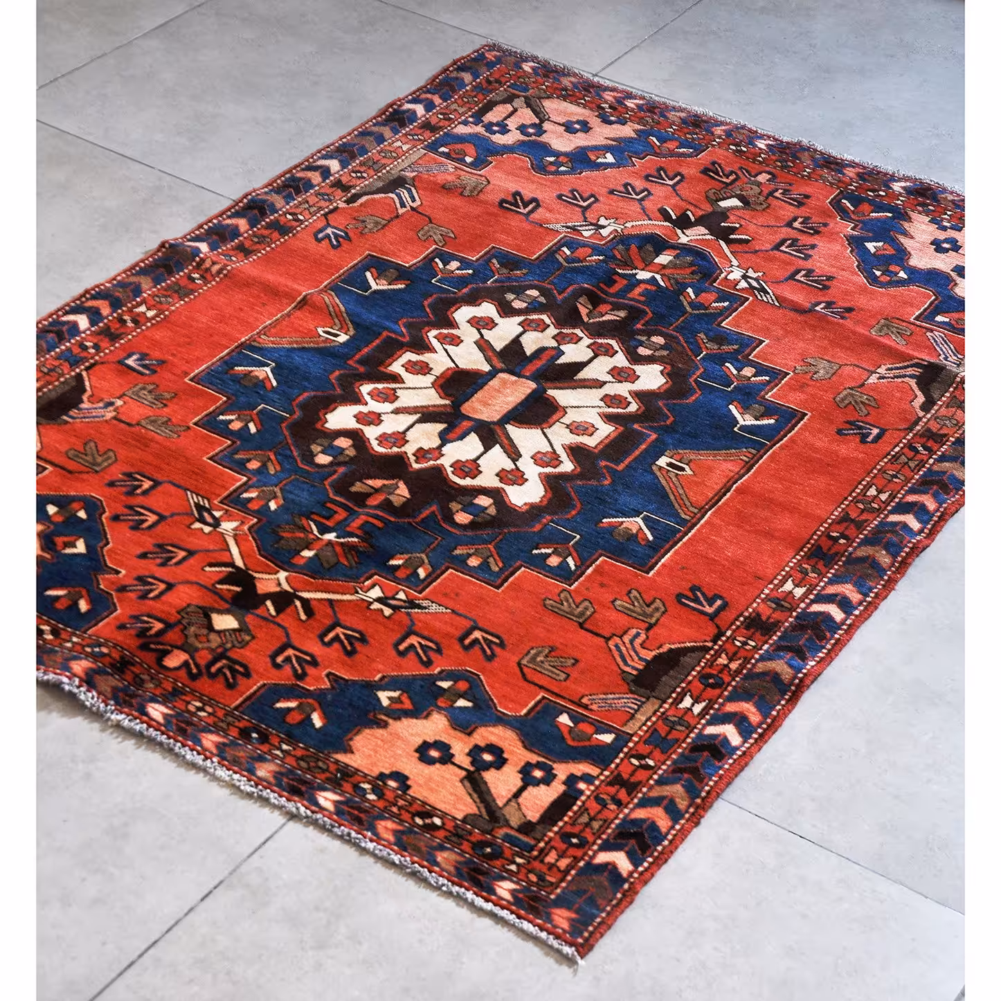 فرش دستبافت سه متری امیرخیز مدل ایلیاتی کد 109723