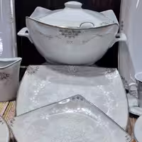سرویس چینی کف کل پردیس طرح جدید بتی پلاتین 105 پارچه 12 نفره