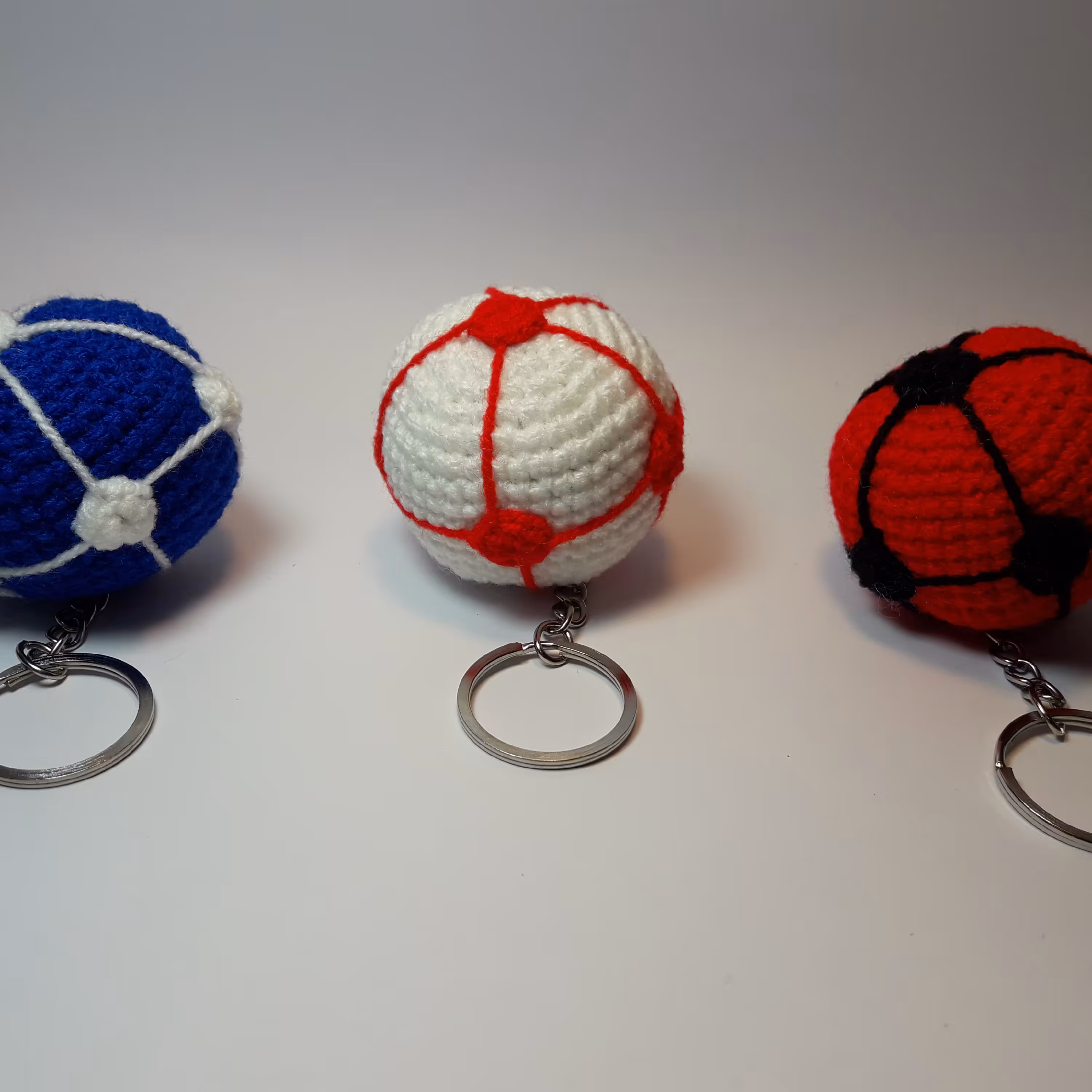 جاسوییچی توپ