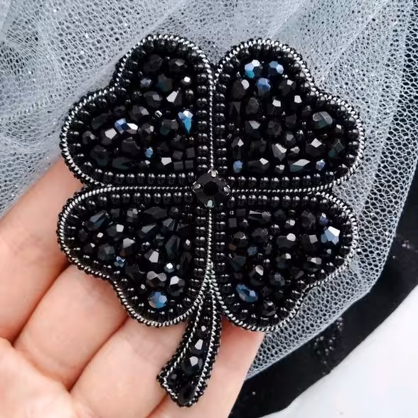 گلسینه جواهر دوزی G147