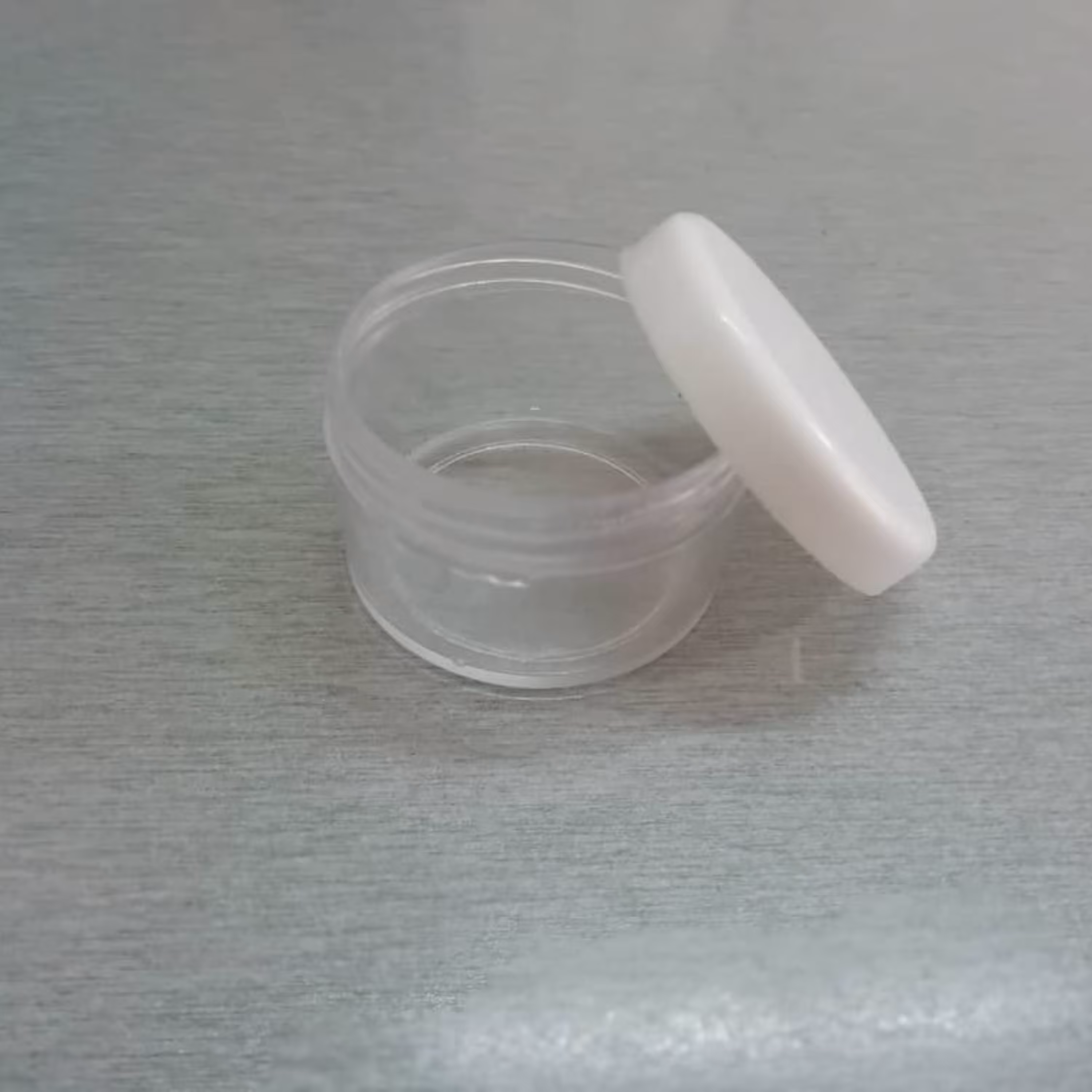 قوطی 30 گرمی شفاف با پک های 50 عددی بهترین قیمت در بازار با سلام