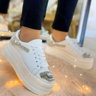 کتانی شیک نگینی