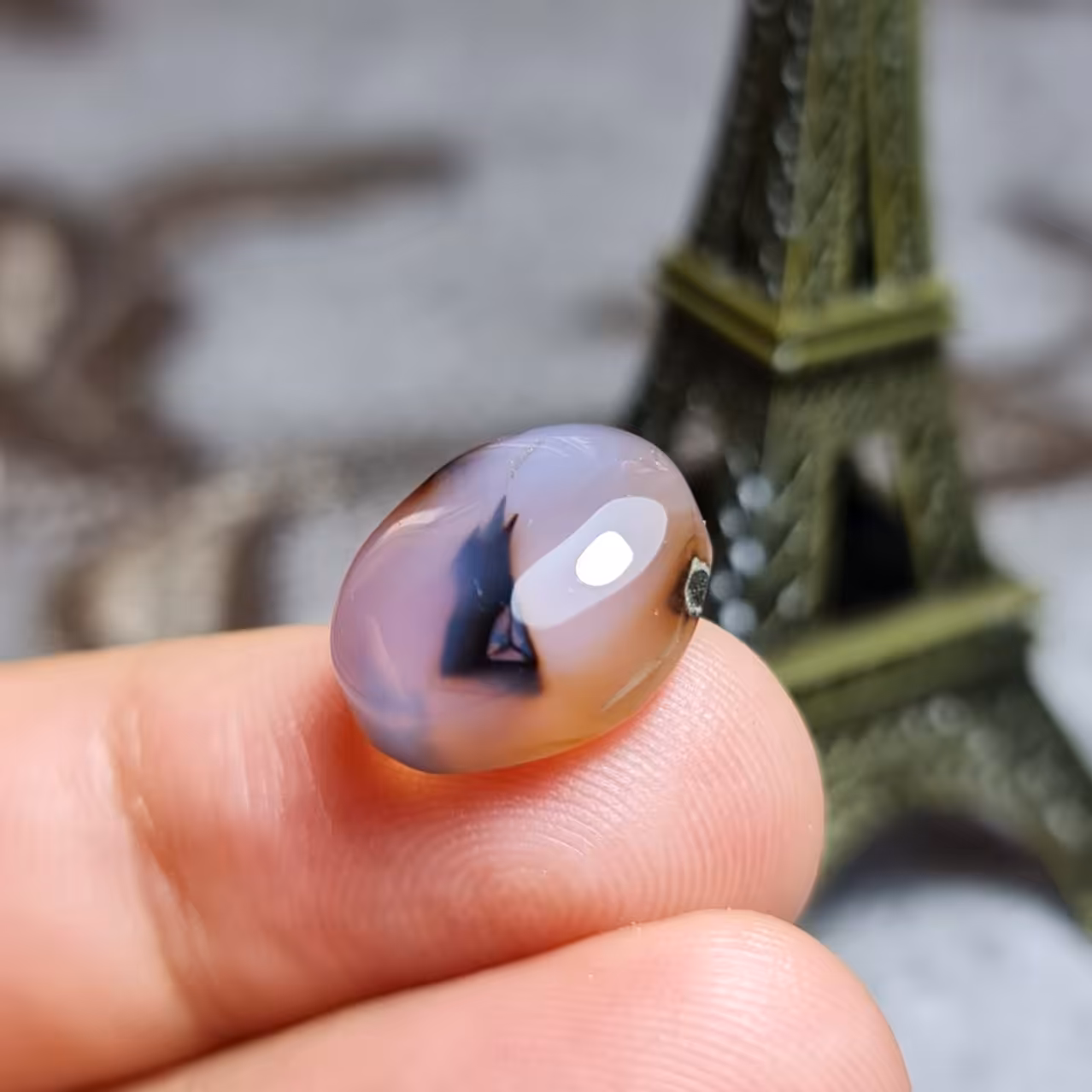  نگین فوق العاده زیبای عقیق خاص صد درصد طبیعی اصل یمن
کد  24724