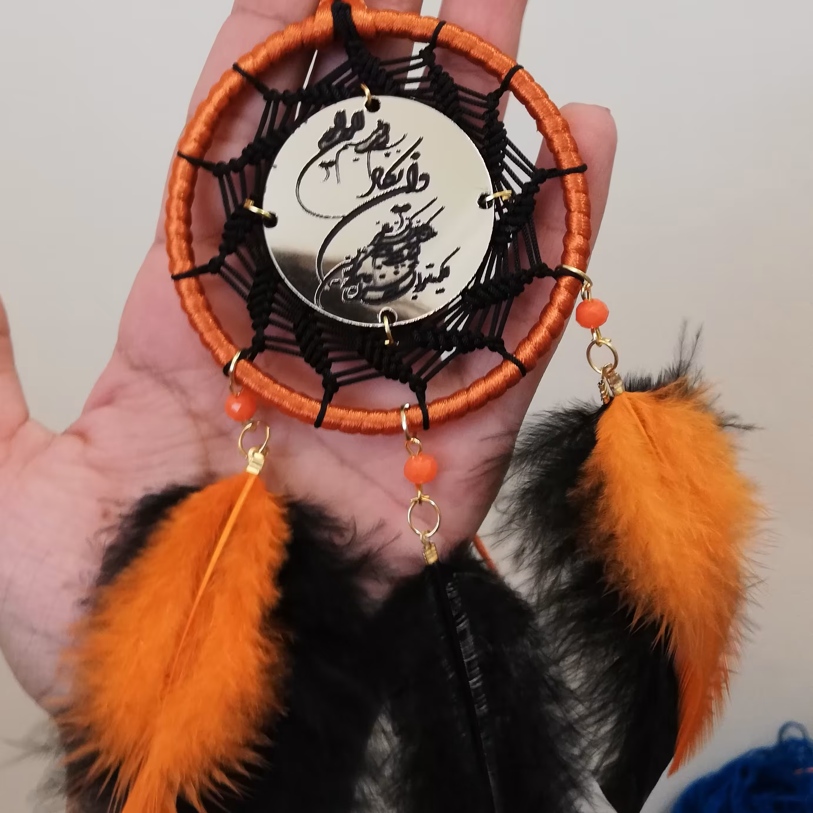 اویز ماشین با پلاک وان یکاد رنگ نارنجی مشگی و ارسال رایگان 