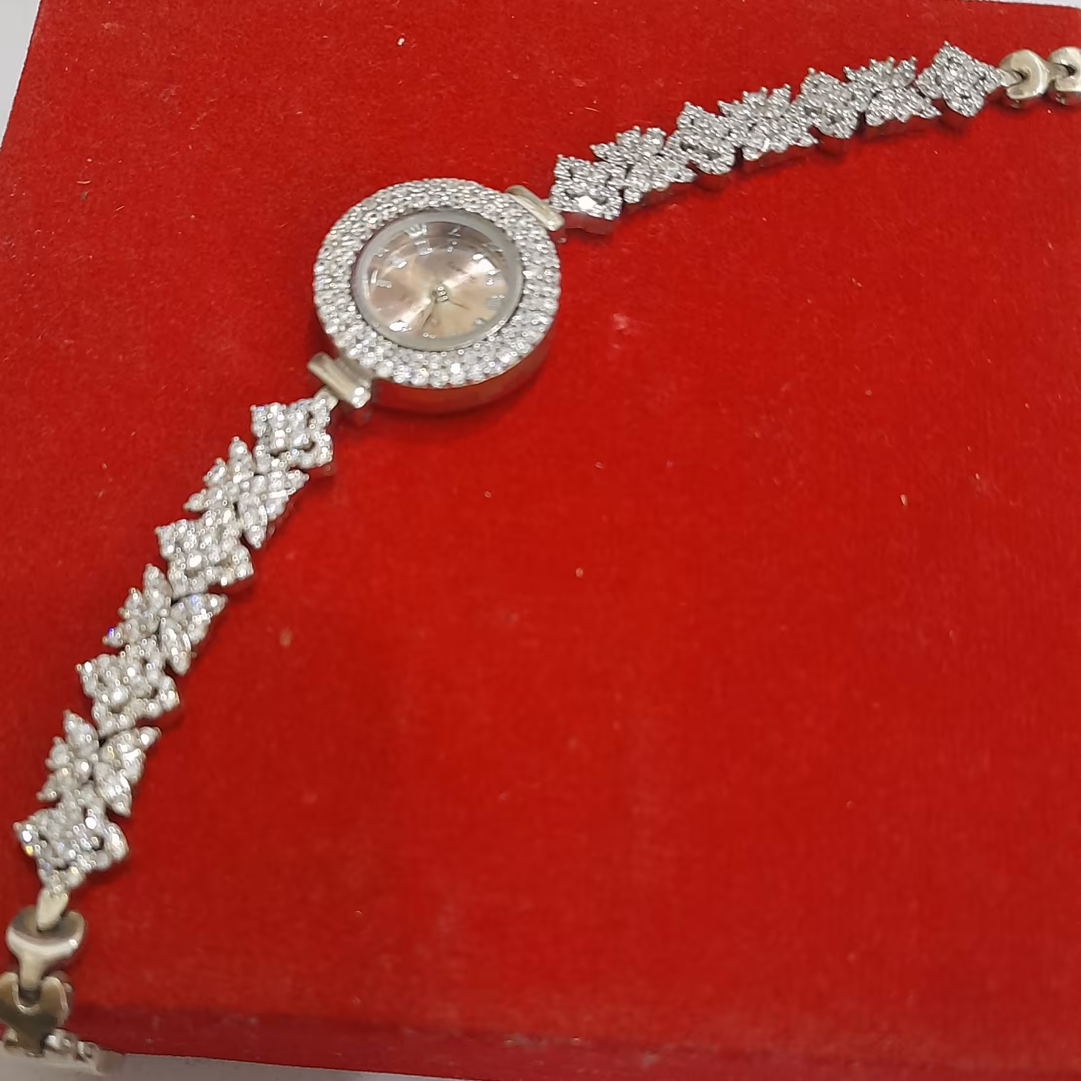 ساعت نقره زنانه روکش رادیوم،بند طرح شکوفه های بهاری،زیبا و شیک