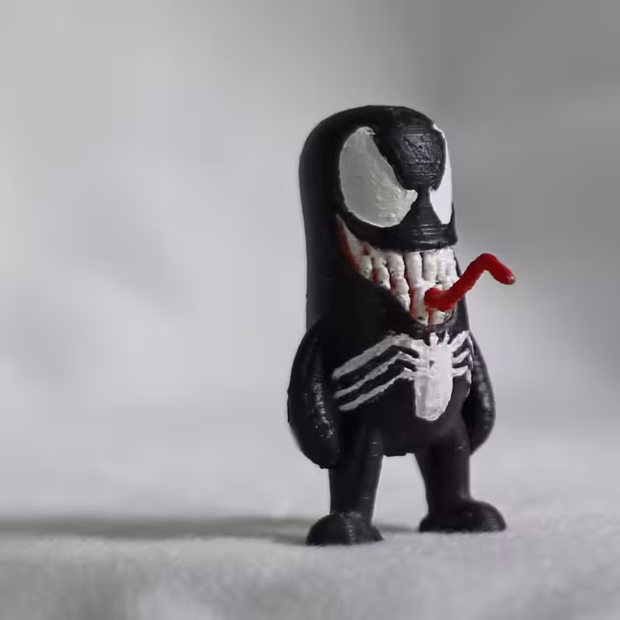مینی فیگور شخصیت ونوم venom  با اندازه 5 سانت