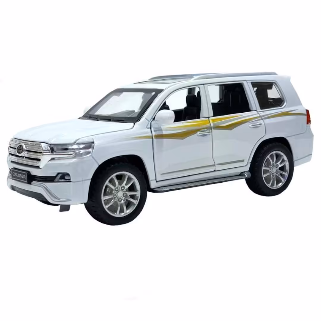 ماکت ماشین مدل لندکروز 1.32 رنگ سفید