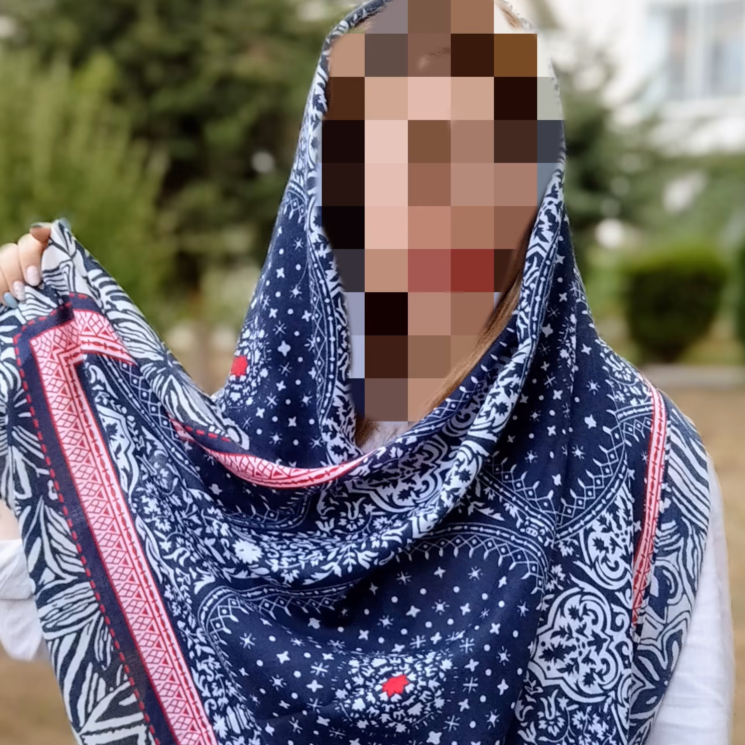 شال نخ پنبه پاییزی بسیار نرم و لطیف در طرحهای مختلف