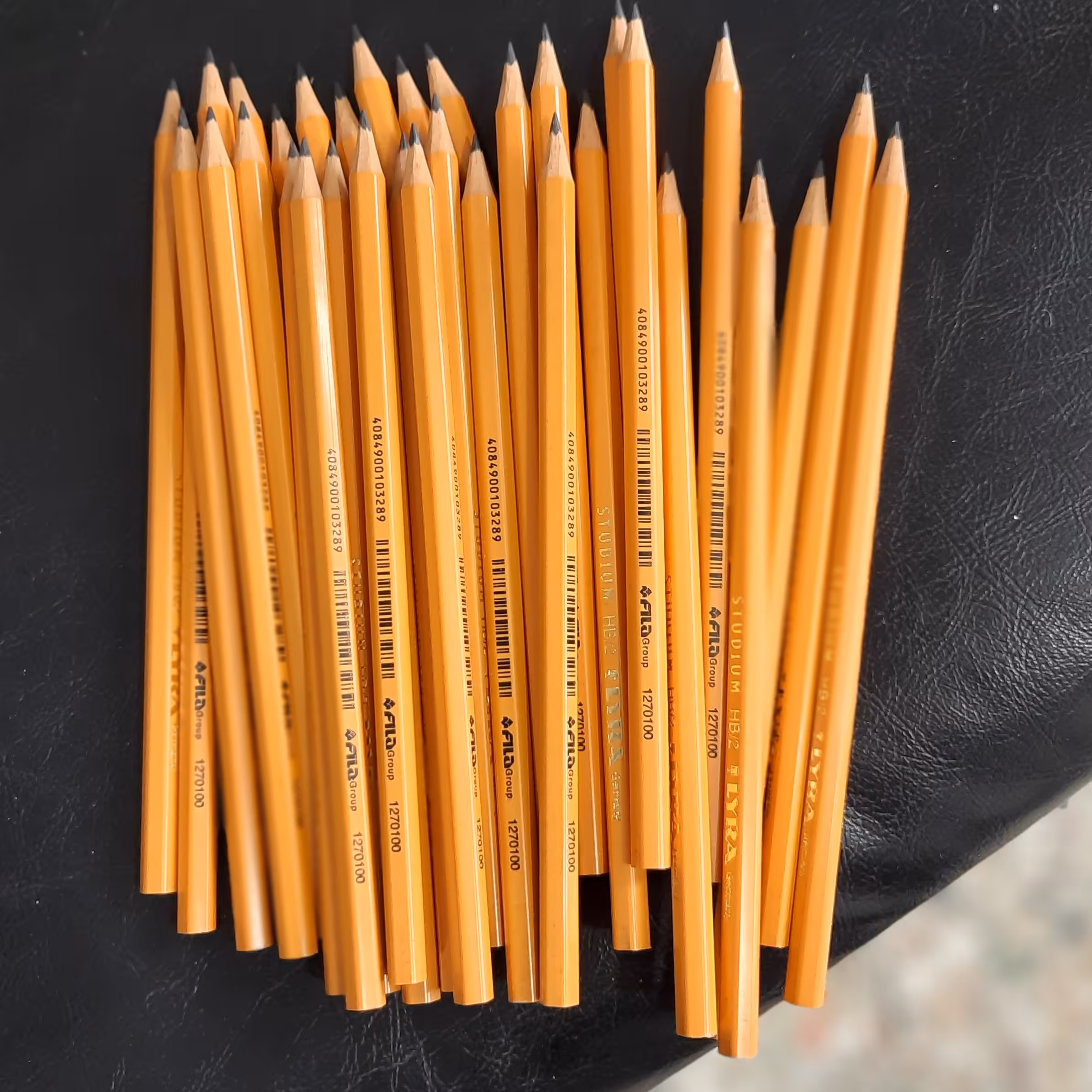 مداد لیرای آلمان اصل 