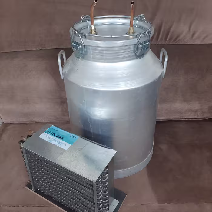دیگ تقطیر گلابگیر   100 لیتری چارچفت جدید با  کندانسور استیل یک اسب بخار  