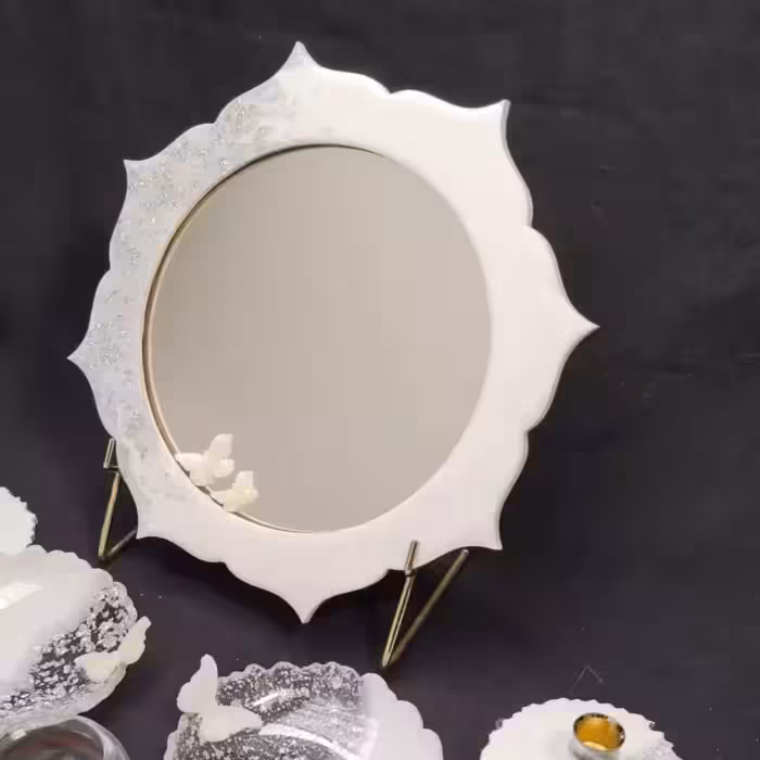 آینه سفید نقره ای مناسب هفتسین تزئین شده رزینی قطر 30 سانت