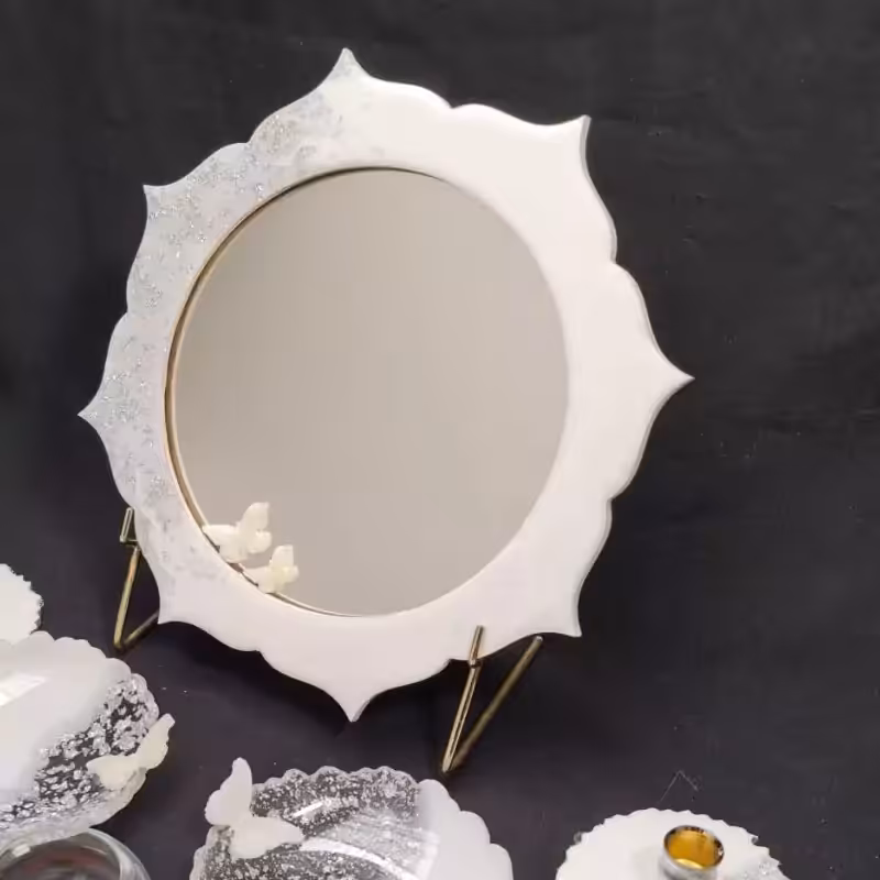 آینه سفید نقره ای مناسب هفتسین تزئین شده رزینی قطر 30 سانت