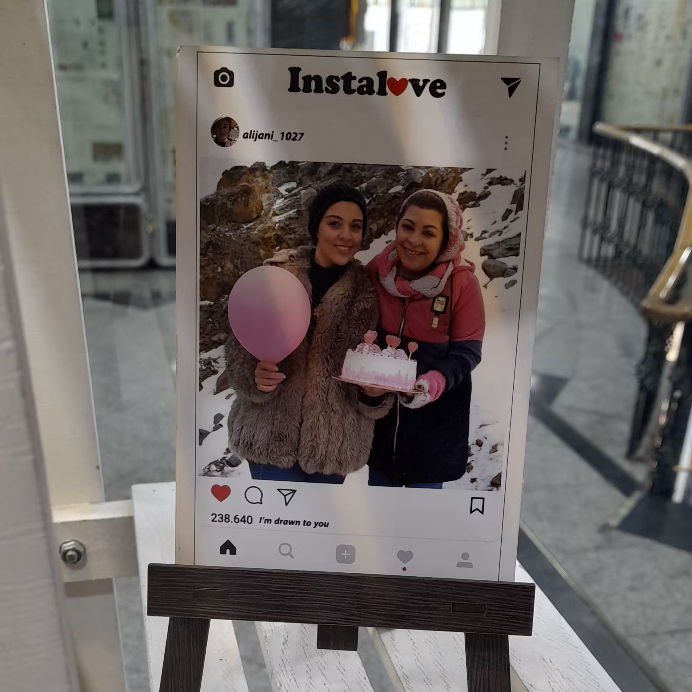 چاپ عکس سایز 10 در 15 با طرح اینستاگرام 