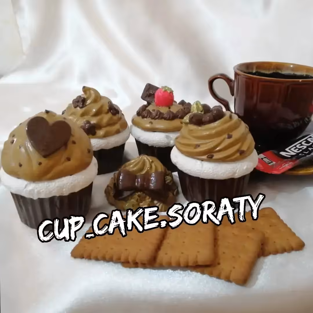 دکوری اشپزخانه طرح ظرف کاپ کیک کوچک یک خوشنشین همکاره