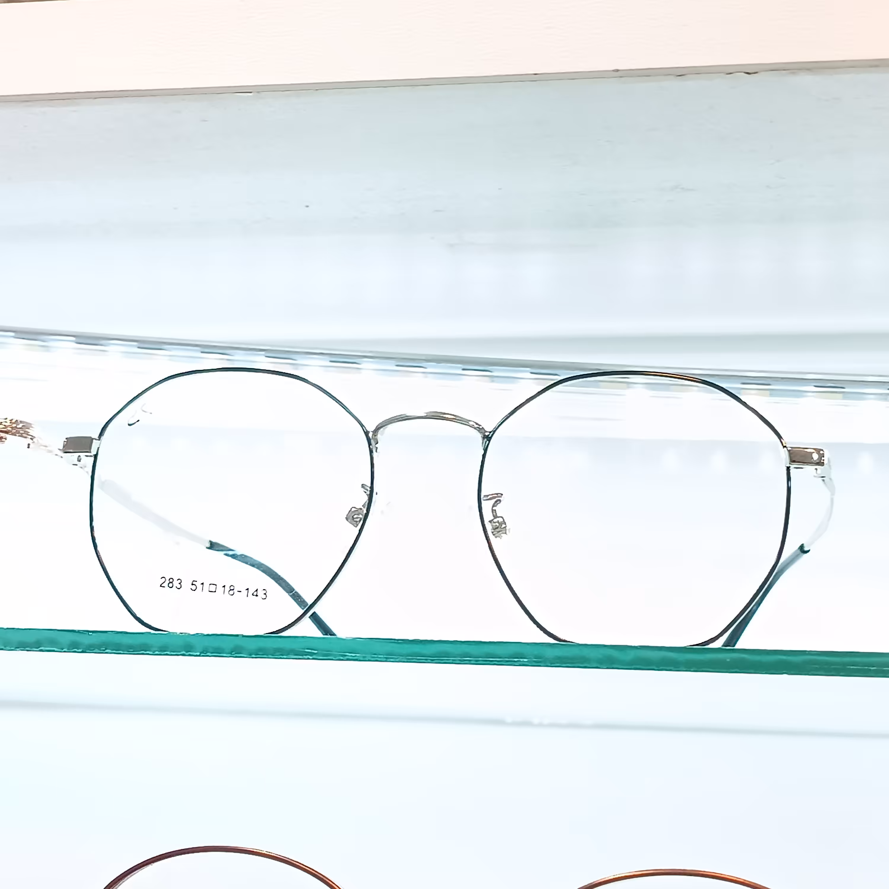 عینک طبی اسپرت 