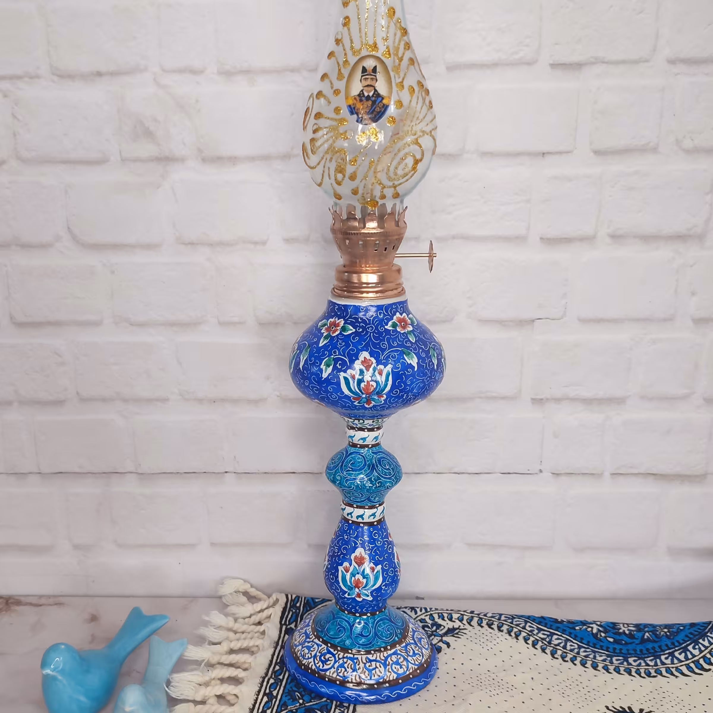 چراغ نفتی میناکاری