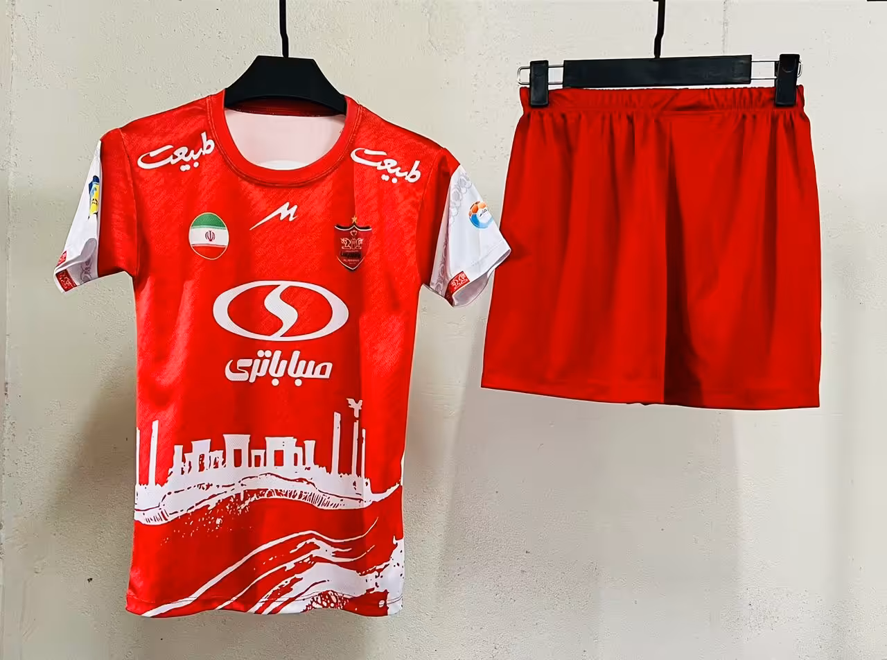 کیت فوتبال پرسپولیس
