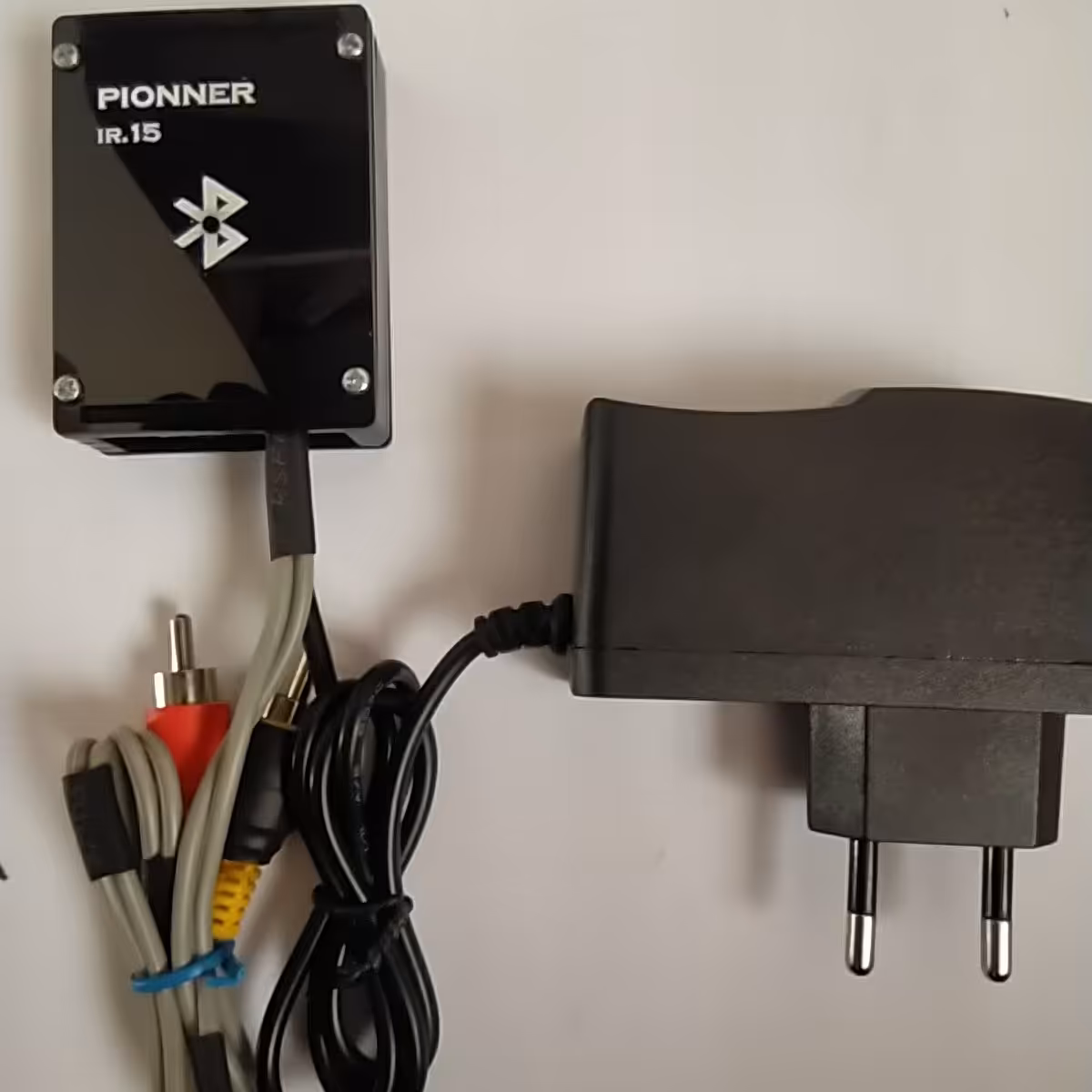  دانگل بلوتوث برای پخش خانگی واستریو  قدیمی