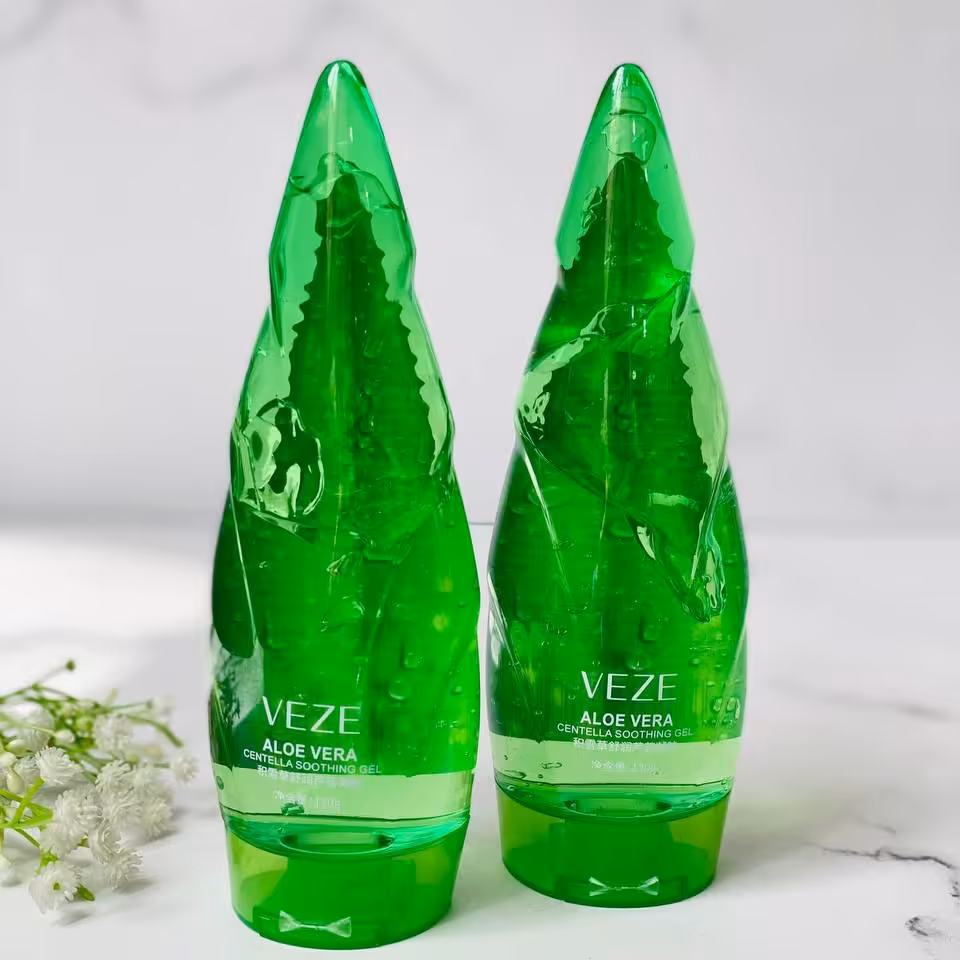 ژل شاخکی آلوئه ورا  نرم کننده و آبرسان پوست رفع چین و چروک