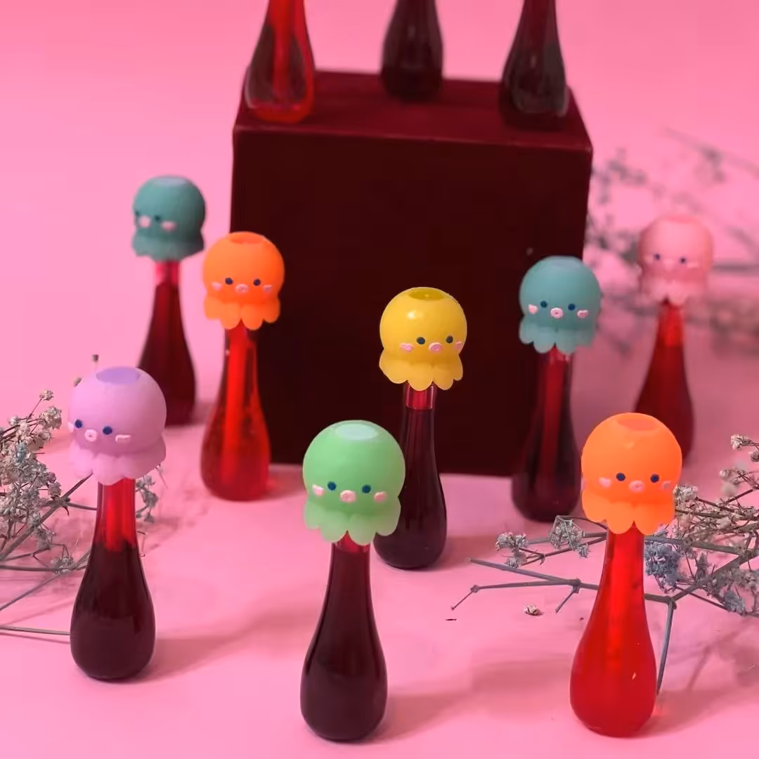 تینت لب عروسکی