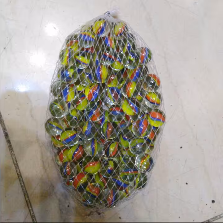 تیله سه پر 100عددی، بازی