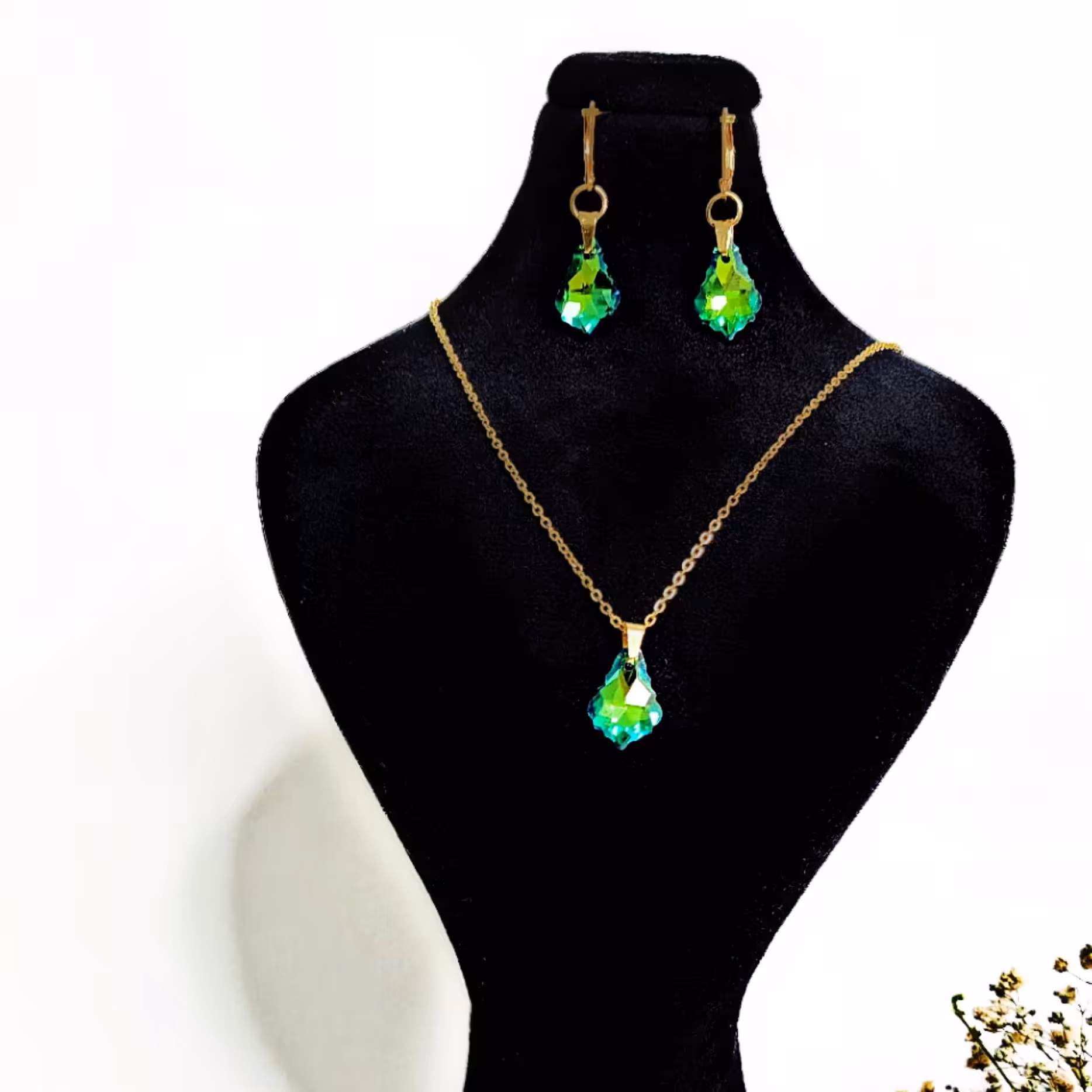 نیم ست سوارسکی سبز