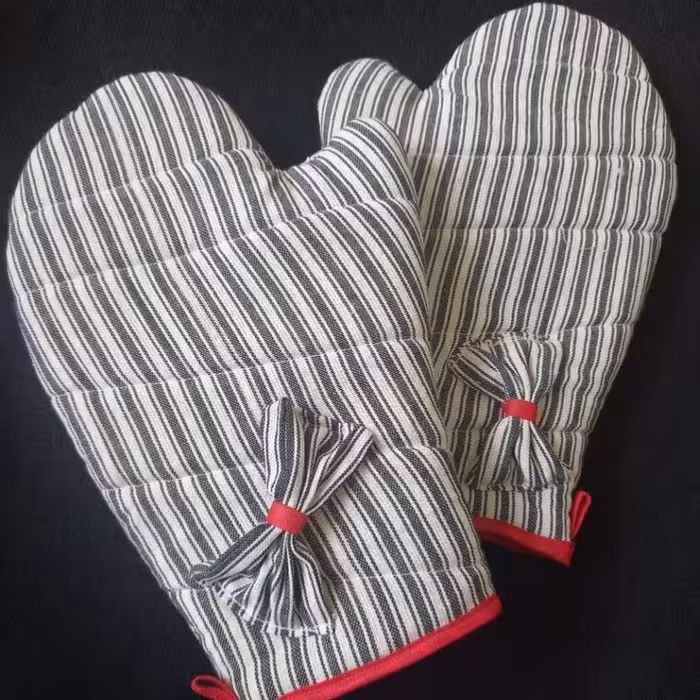 دستکش فر طرح خرده نان