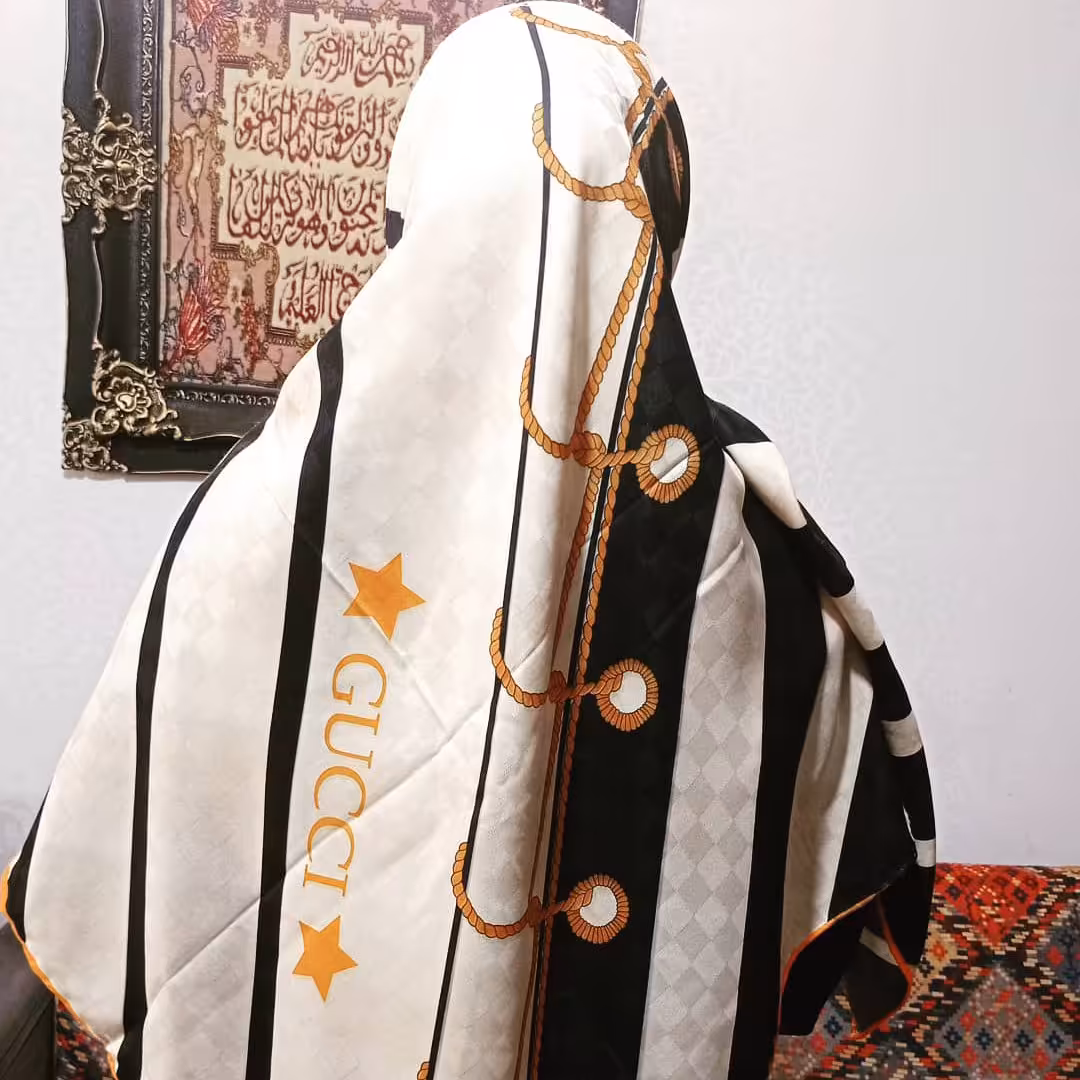 روسری نخی طرح دار بهاره
