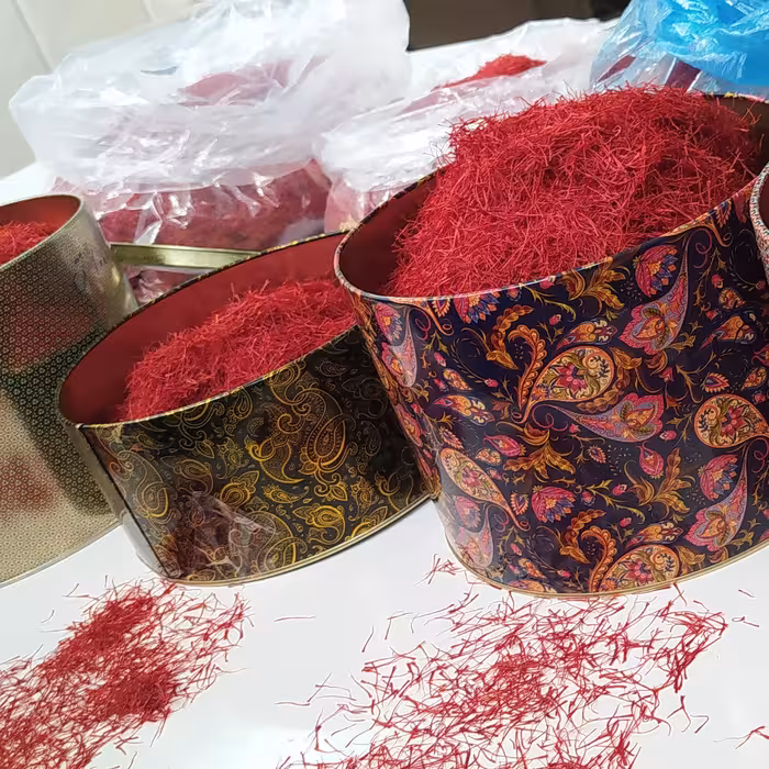 زعفران یک مثقال سنتی خشک