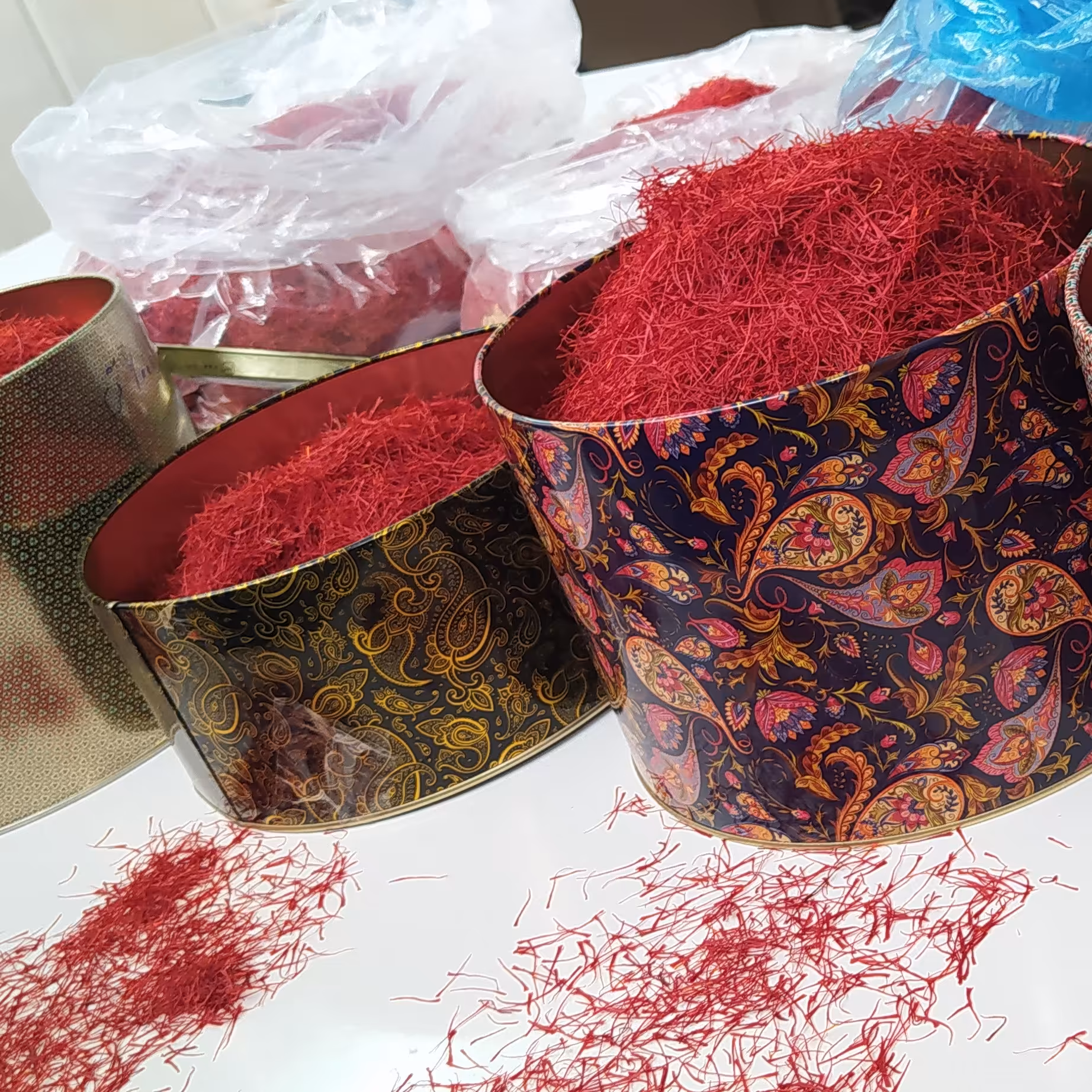 زعفران یک مثقال سنتی خشک