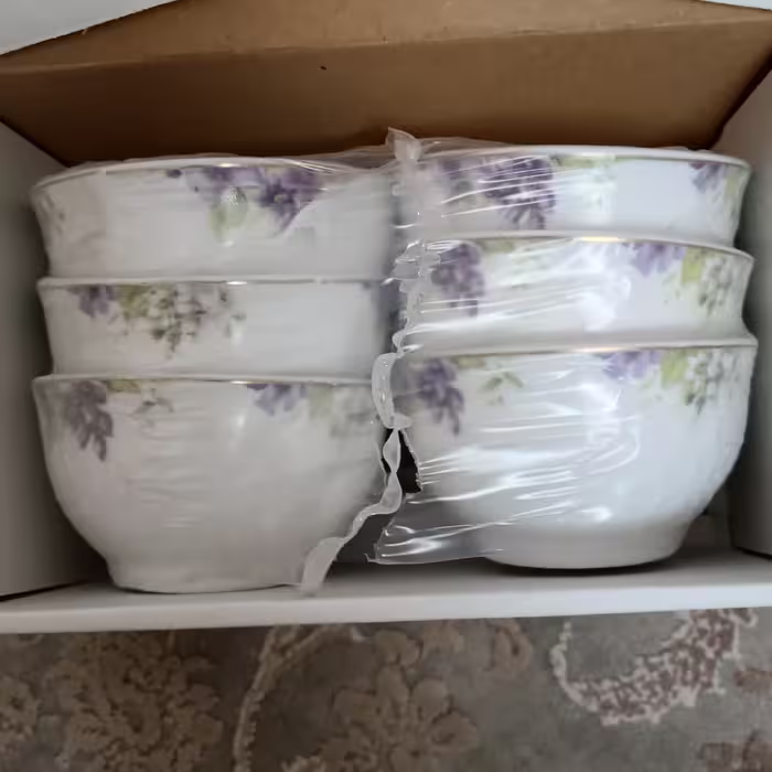 پیاله ماست و ترشی