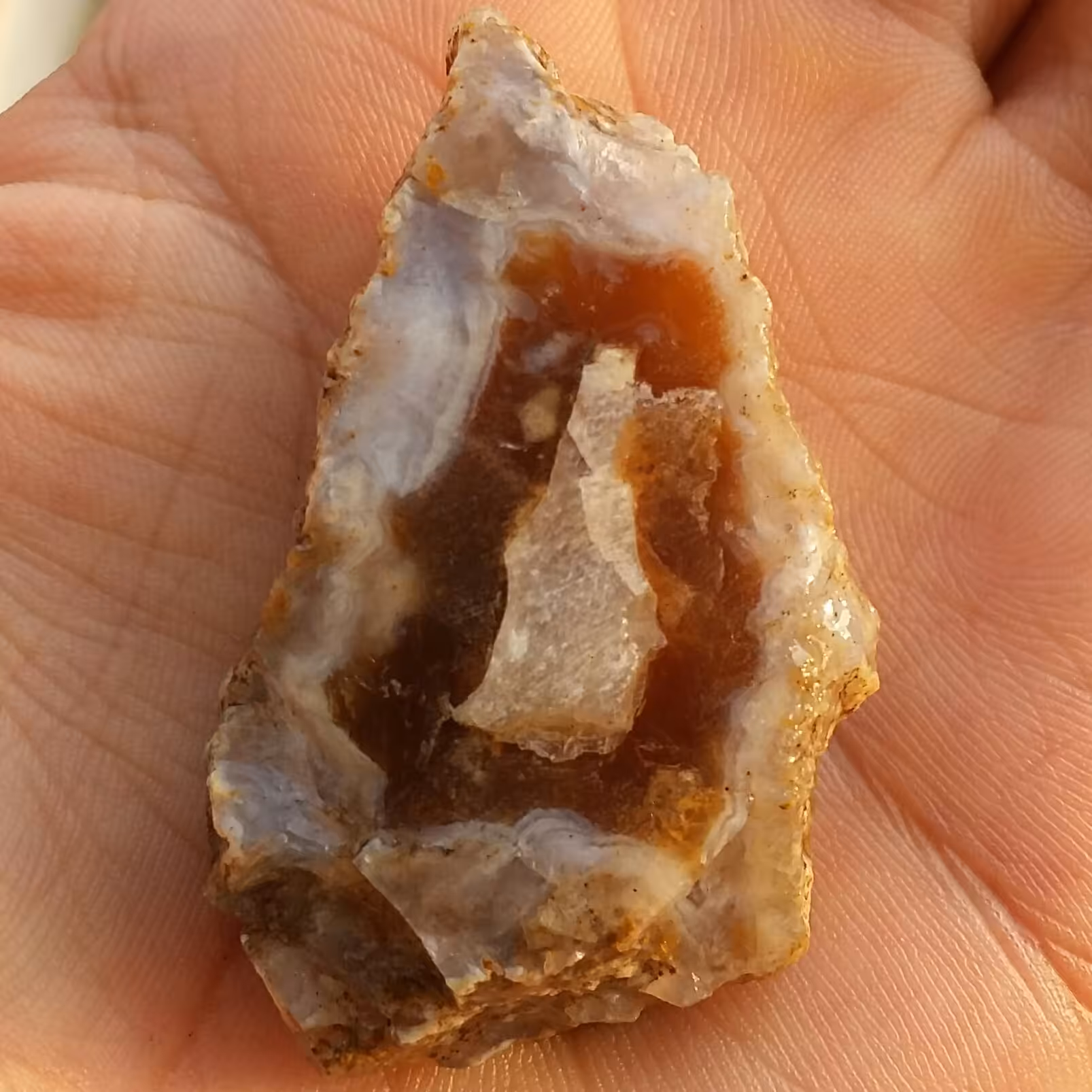 سنگ راف عقیق سلیمانی 3بعدی رنگی محشر صد در صد طبیعی شاااااهکار خلقت
تابلو نقاشی طبیعی