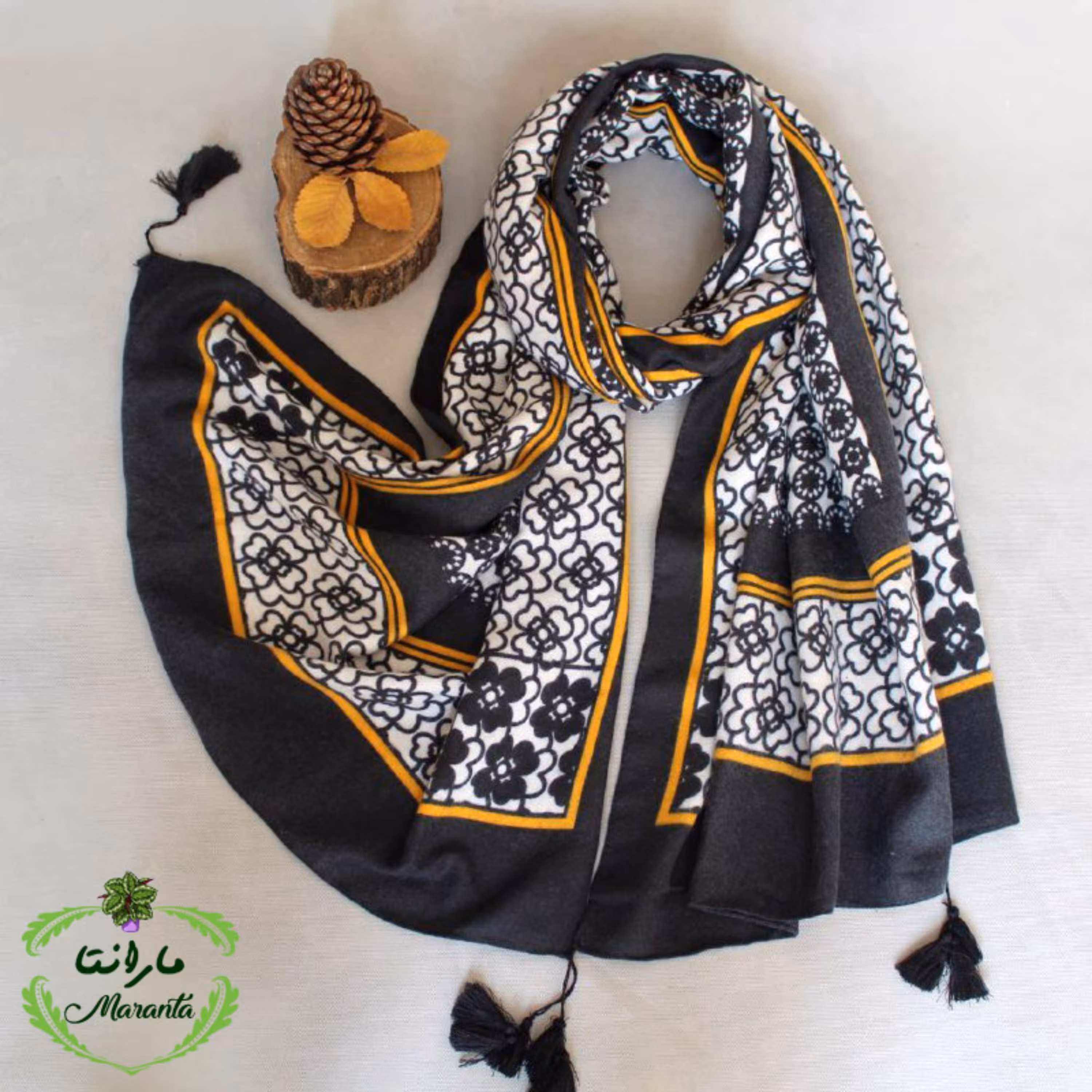 شال  کد 110 پاییزی  موهر چاپ خیس قواره 70 در 200 منگوله دار رنگ حاشیه مشکی