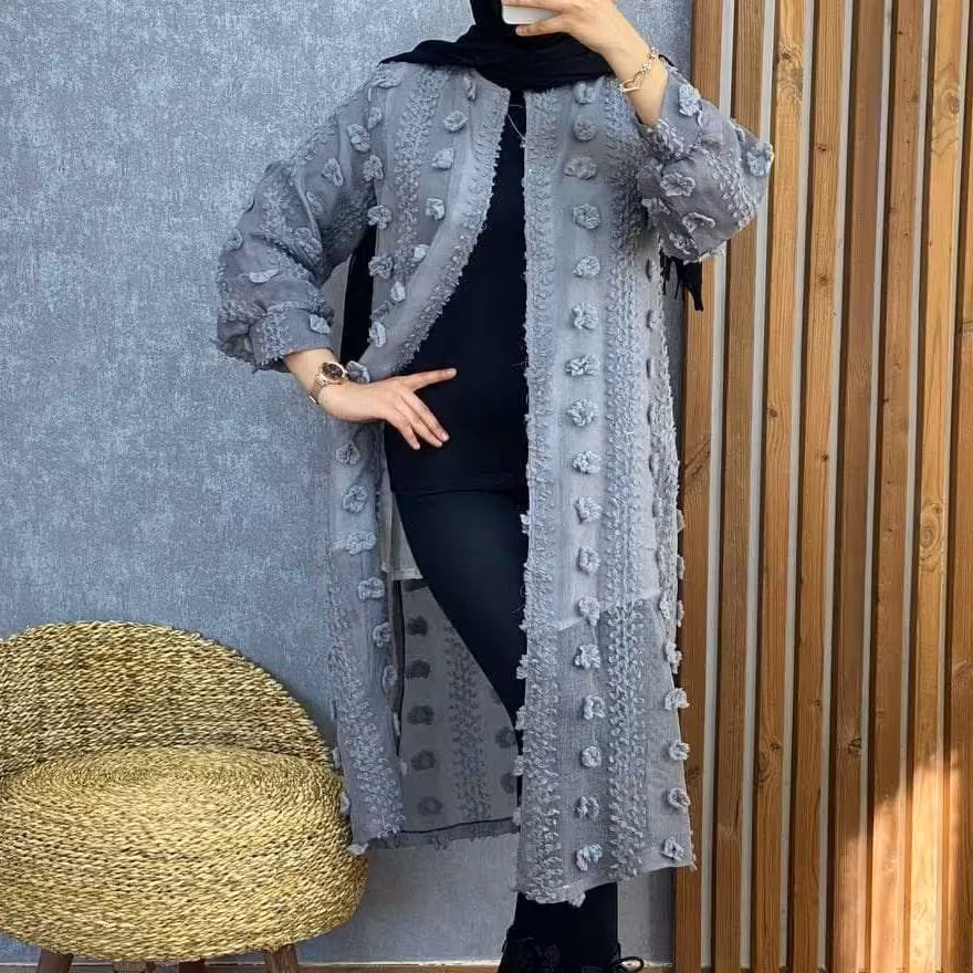 مانتو پریسان جنس حریر زبرا پوم دار در رنگبندی و سایزبندی ارسال رایگان و فوری