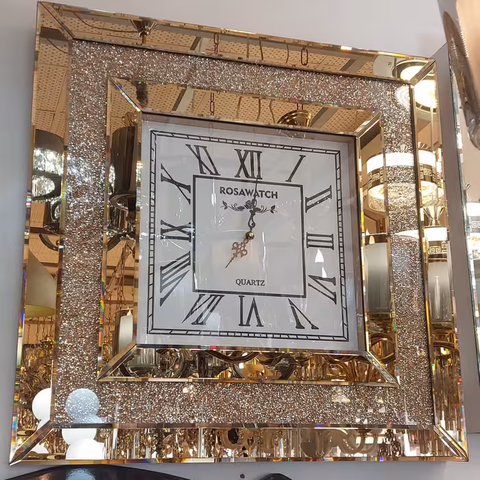 ساعت اینه نگینی مربع بدنه چوبی موتور ارامگرد ابعاد 60 در 60  طلایی سیلور و انتیک