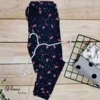 شلوارراحتی وارداتی با قیمت عالی 
 مناسب برای پوست های حساس شلوار وارداتی  برند ovs
جنس نخ پنبه نرم و لطیف سایز 38 تا 48
