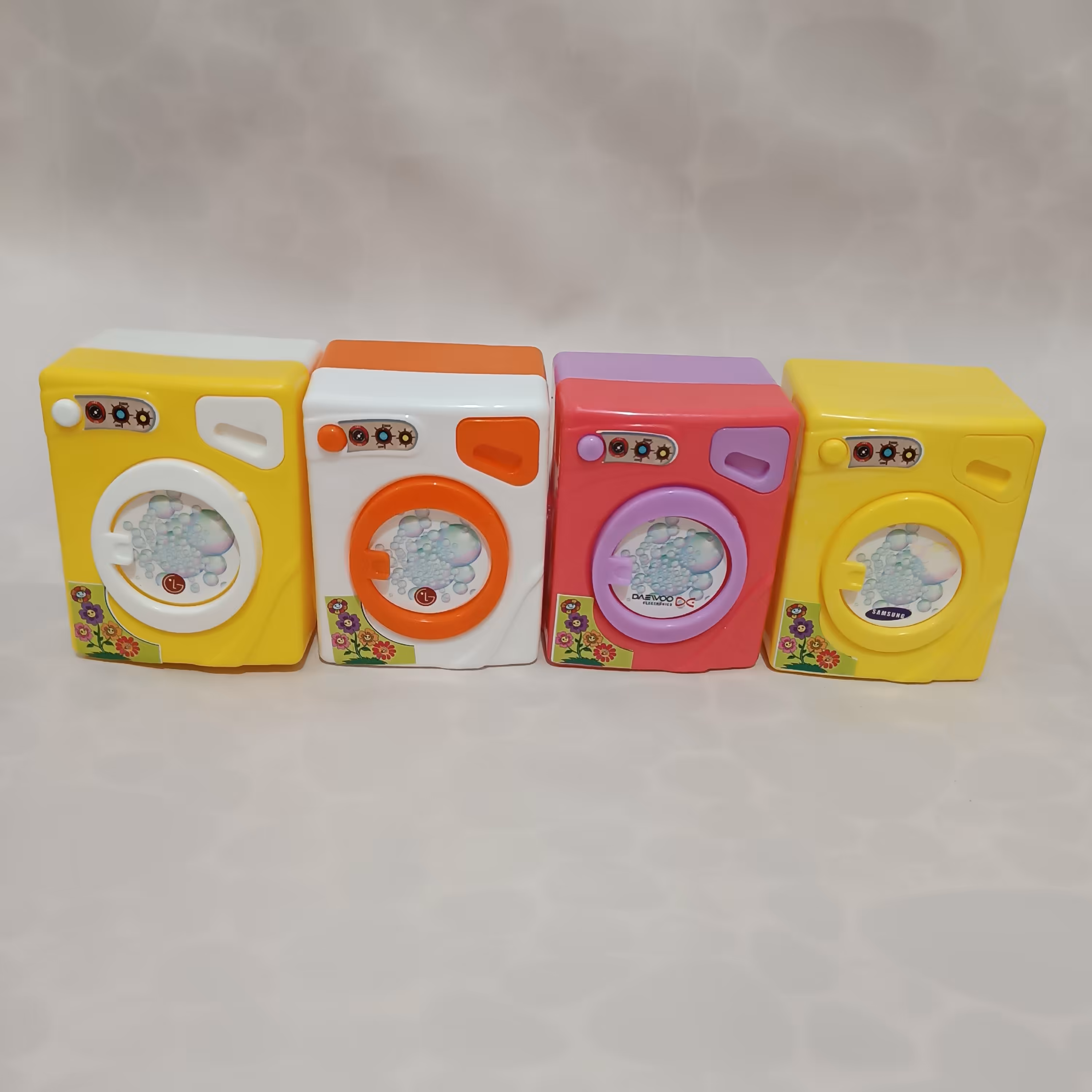 اسباب بازی،لباسشویی،طول8 عرض6 ارتفاع11