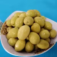 زیتون سوپر ویژه درشت و گوشتی خوشطعم  900 گرم خالص اصیل طارم مامین