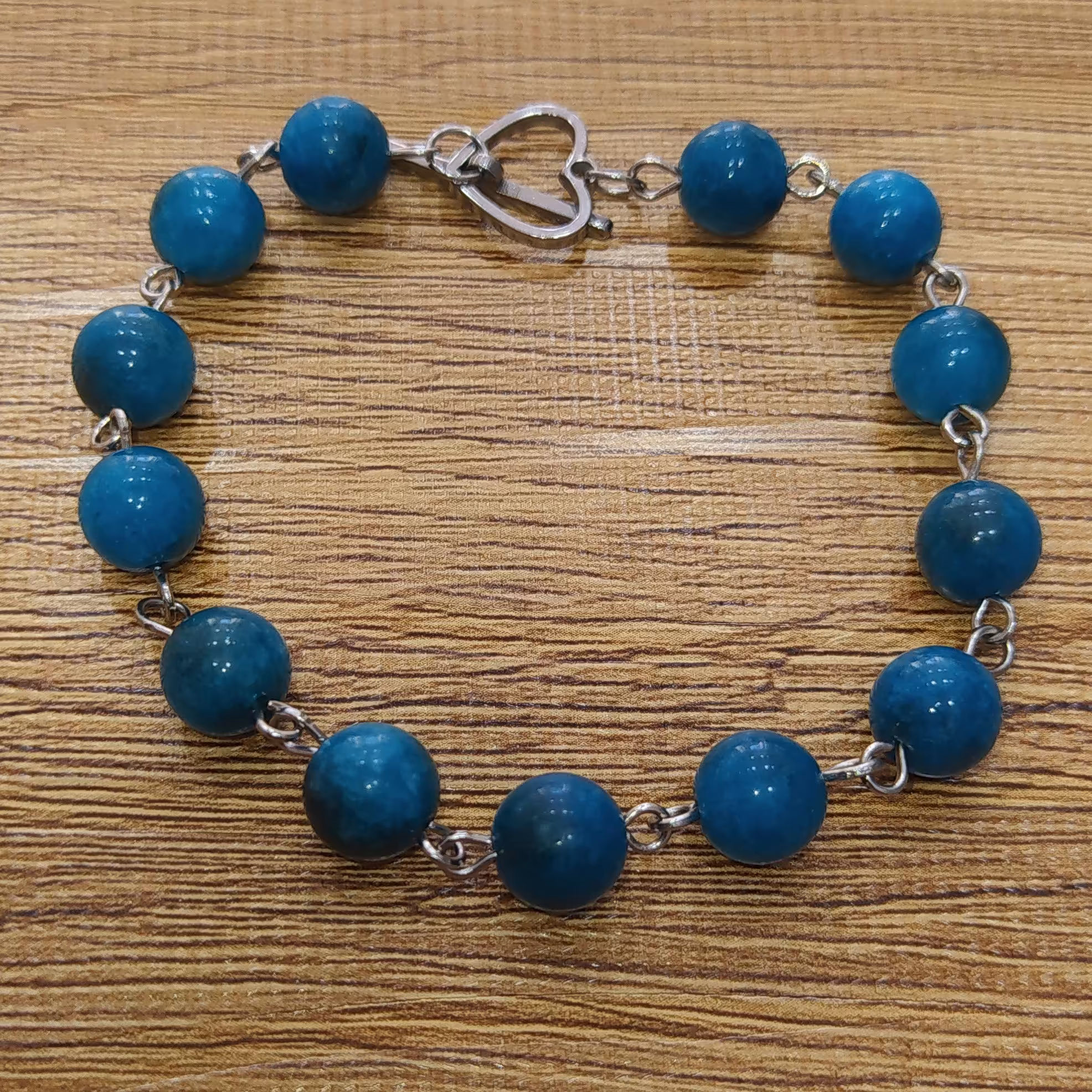 دستبند سنگ آپاتیت معدنی و اصل با کیفیت عالی و کمترین قیمت بازار(قیمت تولید)