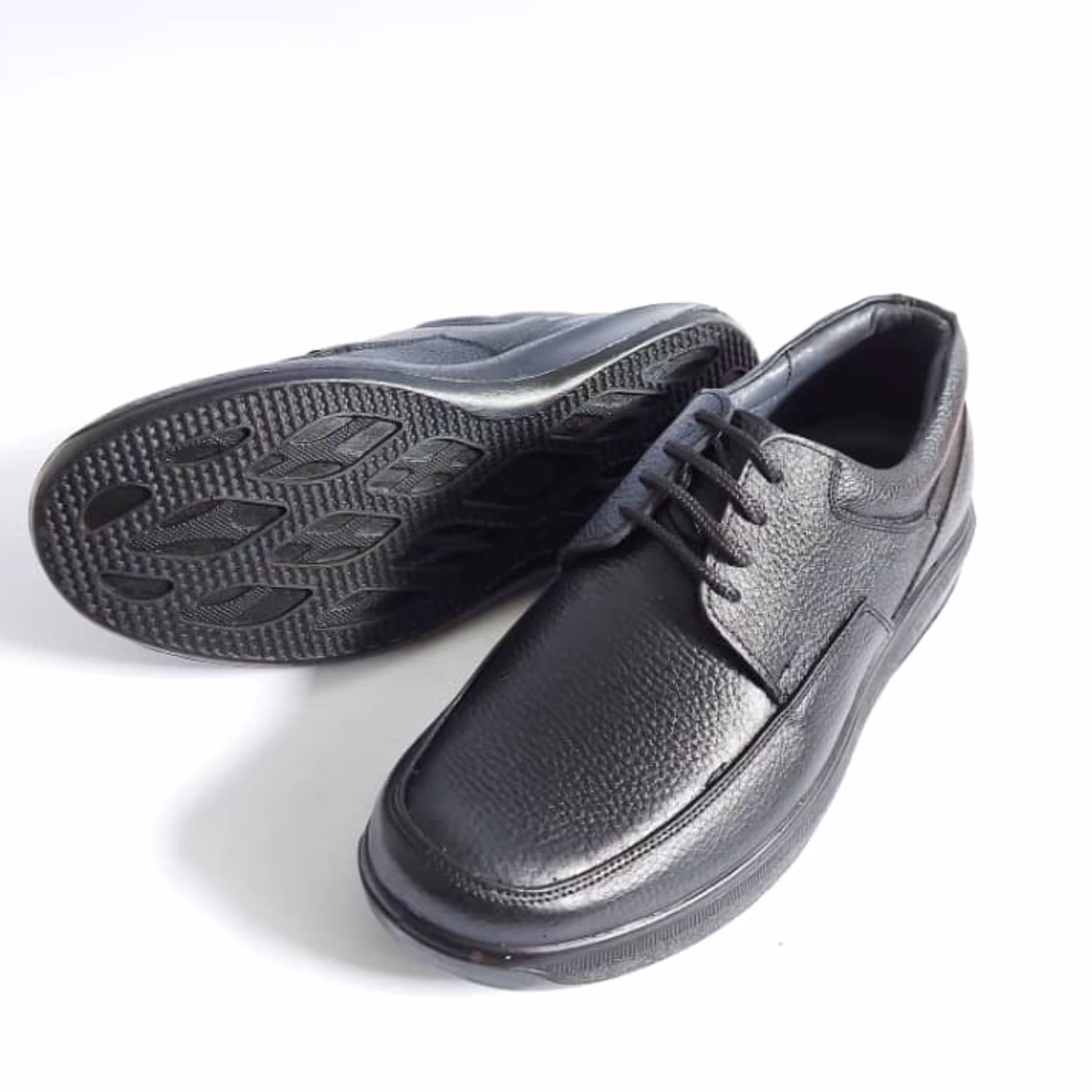 کفش تمام چرم زیره تزریق مستقیم  مدل 036 با آستر چرم طبیعی 