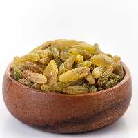 کشمش سبز قلمی کاشمری تمیز و پاک مناسب پذیرایی