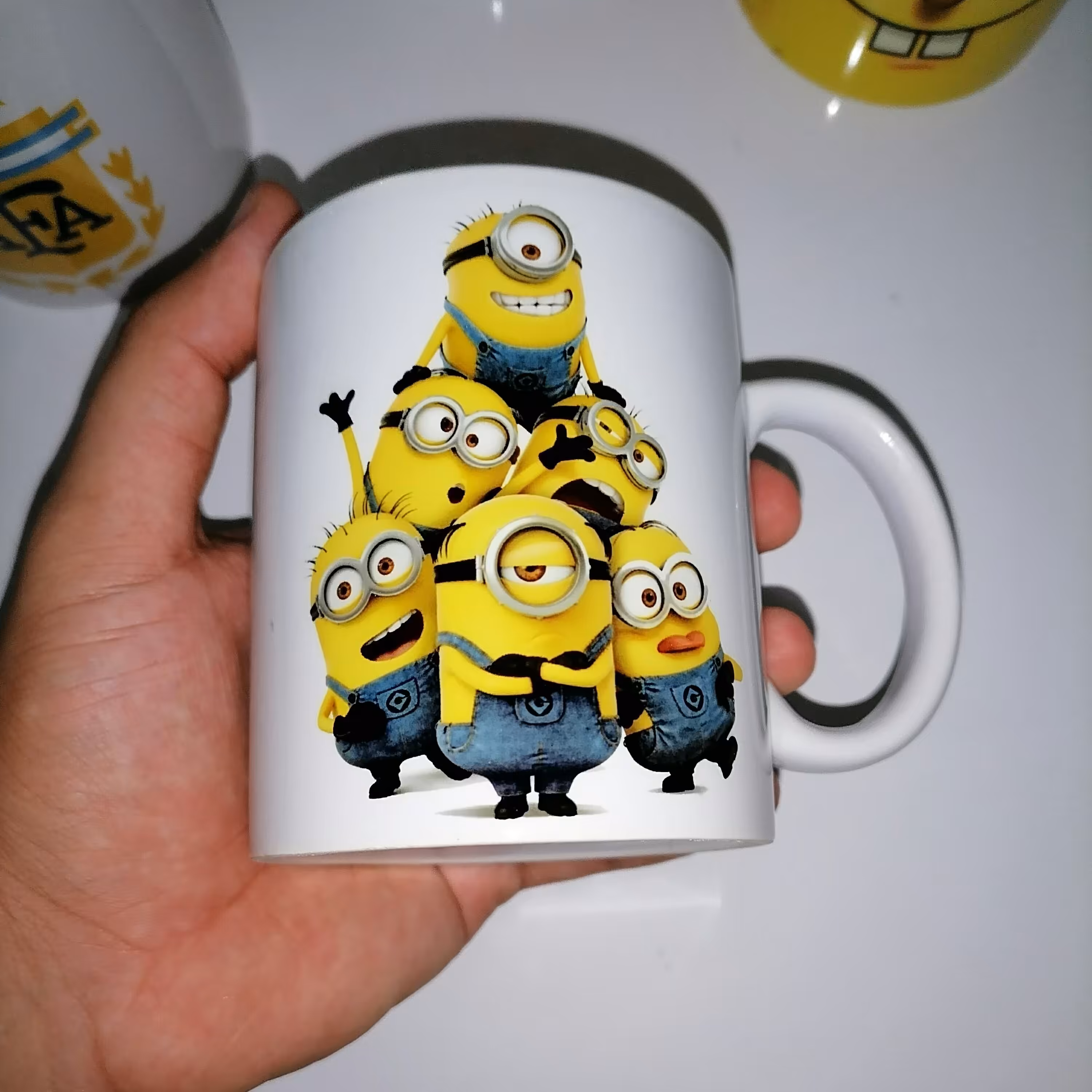 ماگ مینیون ( انیمیشن.  کارتون . انیمه )