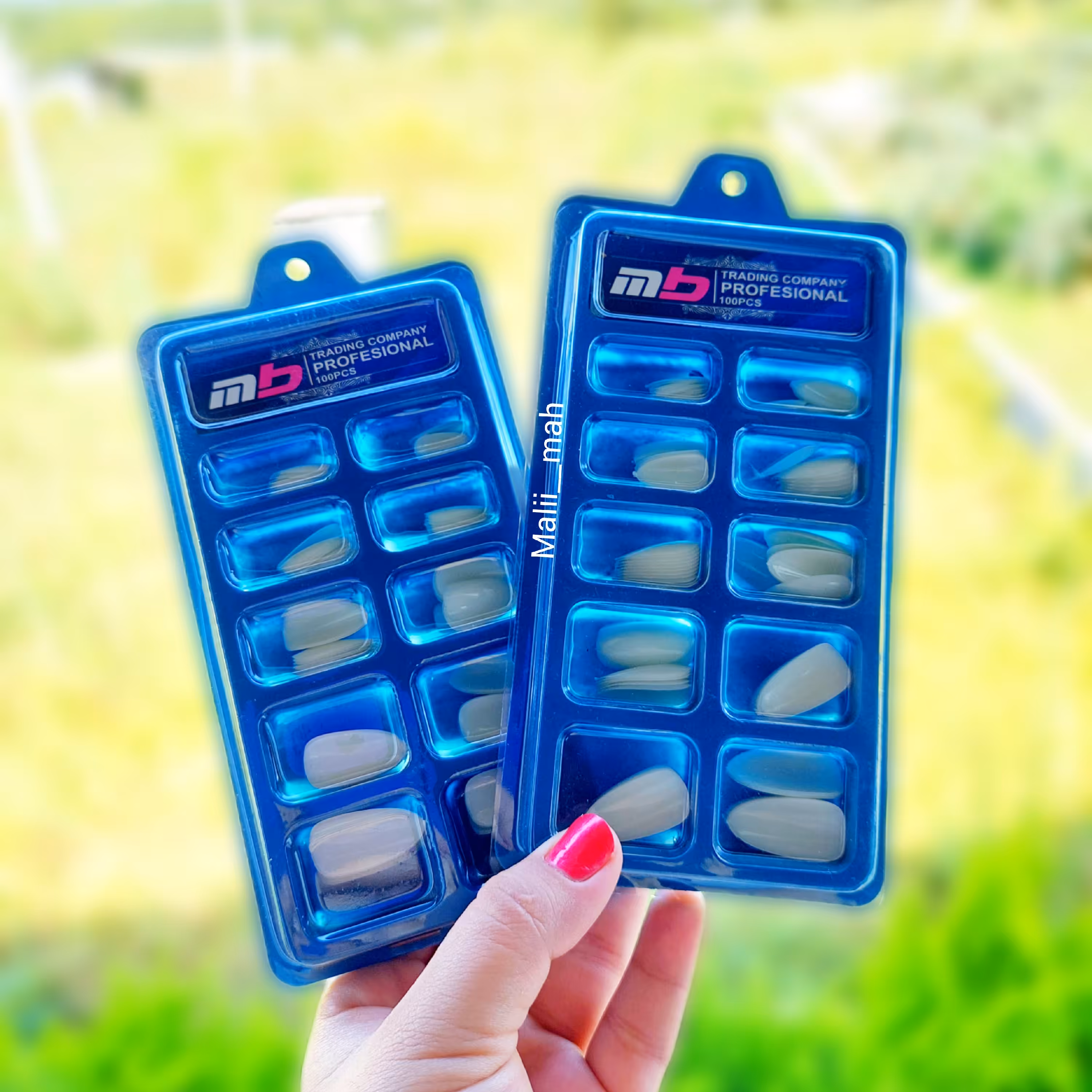 ناخن مصنوعی ساده