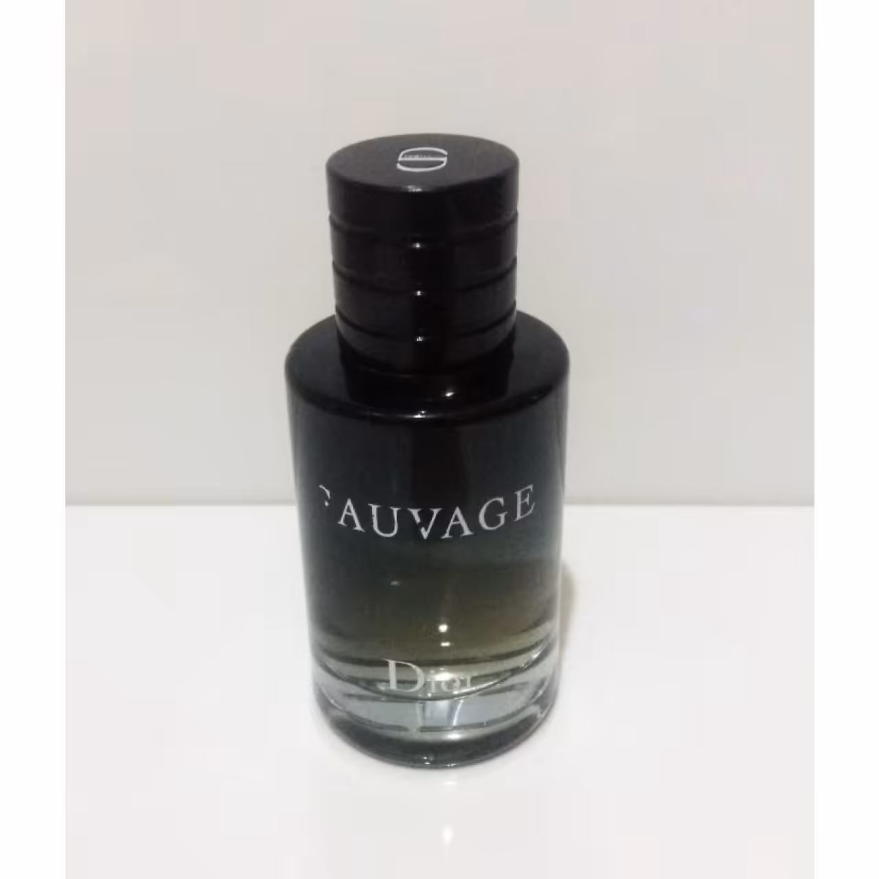 ادو تویلت مردانه دیور مدل Sauvage حجم 60 میلی لیتر