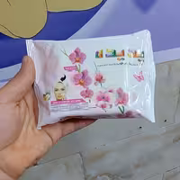 دستمال مرطوب  پدیده فاقد الکل